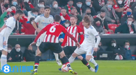 五人合同到期！广东队队内竞争激烈 两将大概率放弃 一人已转型