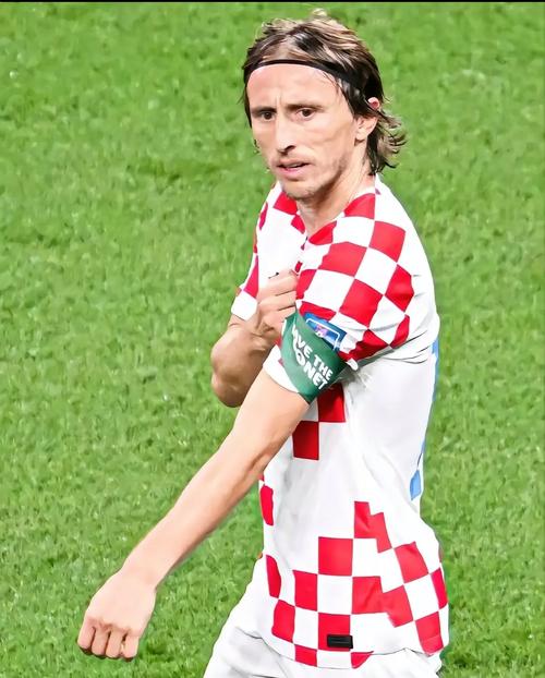 媒体人：国安足协杯冠军奖金八位数起步，是董事长找来的钱