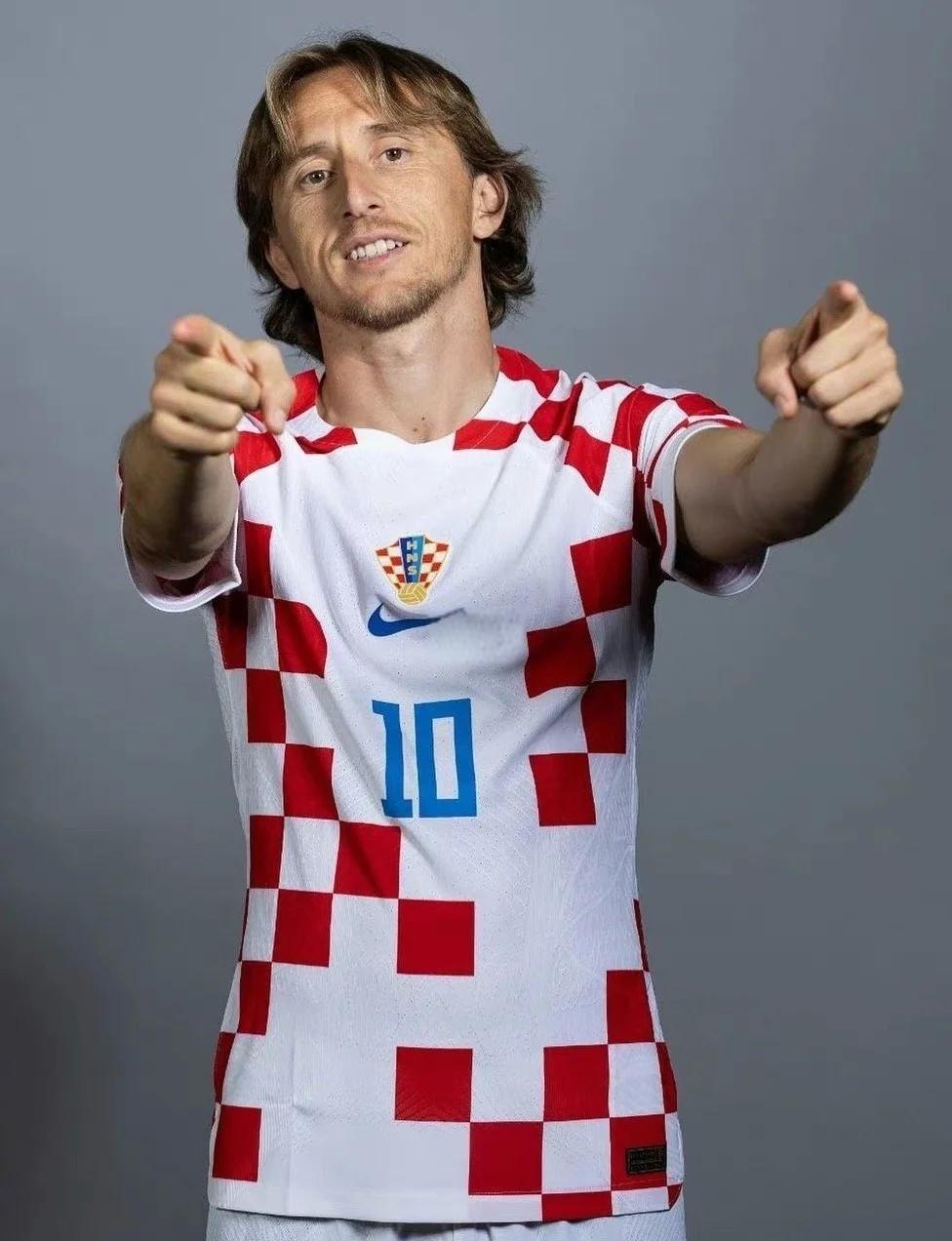 琼斯：很遗憾维尔茨最后的进球被算作对手的乌龙球