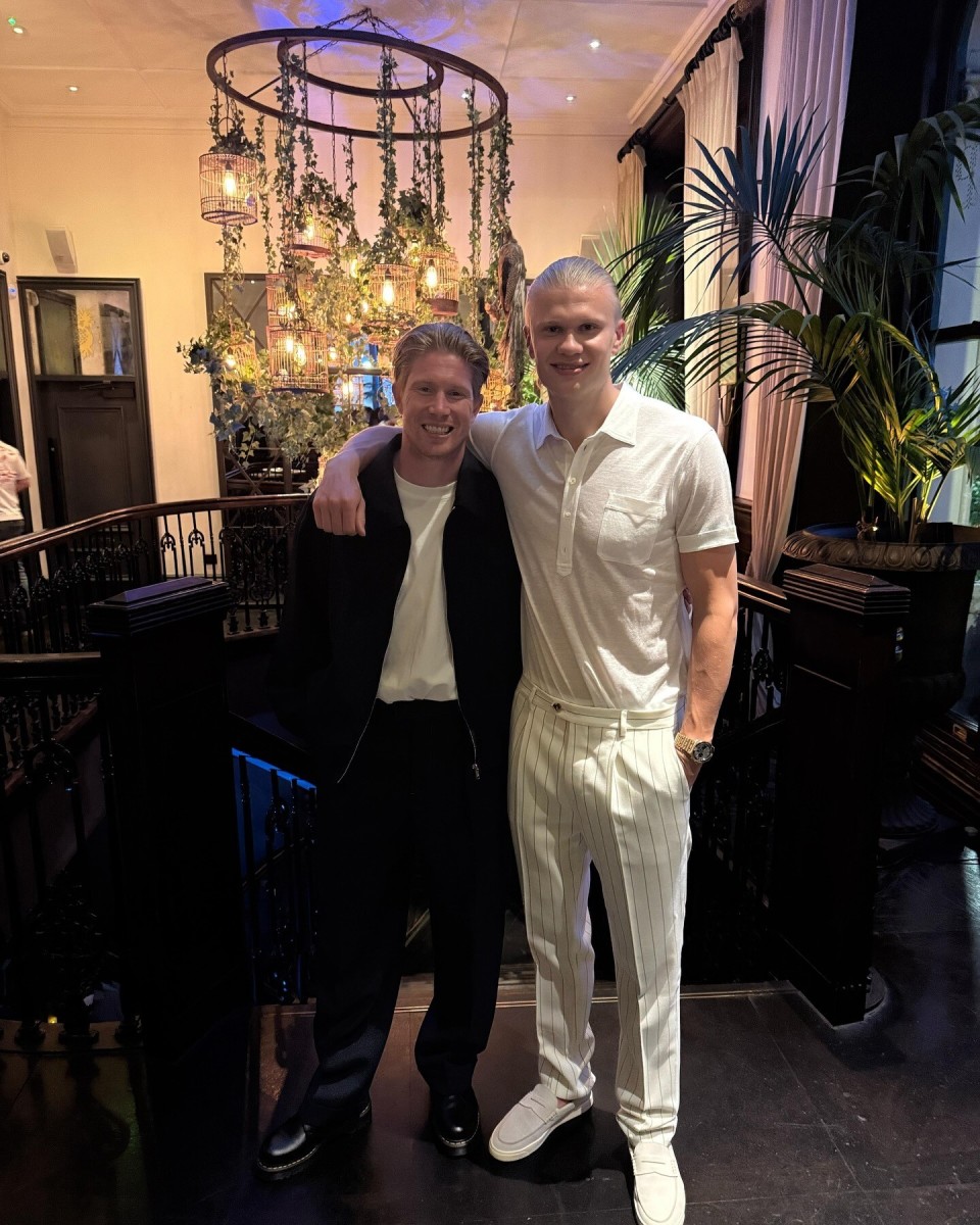 《在场外》视频栏目｜从北京女足夺冠说起